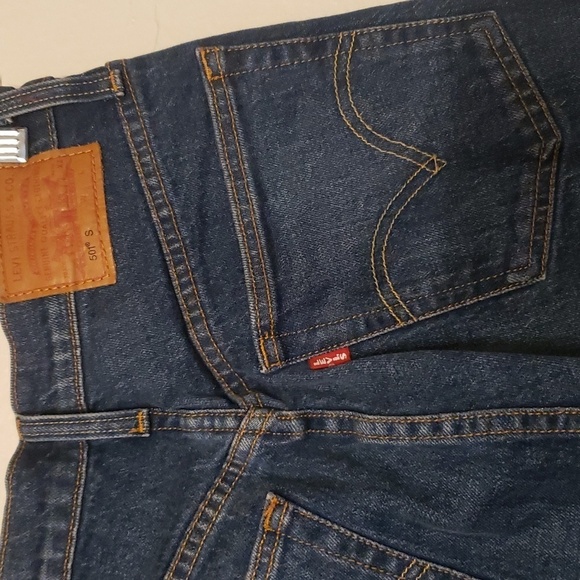 Levi’s 501 button fly Skinny High Rise Raw Hem Jeans - Picture 6 of 8